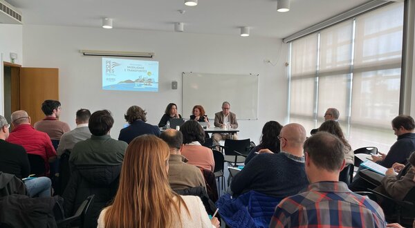 ef1fa623_7651_44b1_995a_9d9281b756ab