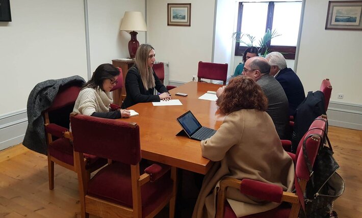 c3808403-728e-4989-964b-083e94929065